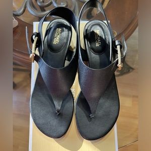 London Thong Michael Khors Shoes size 7